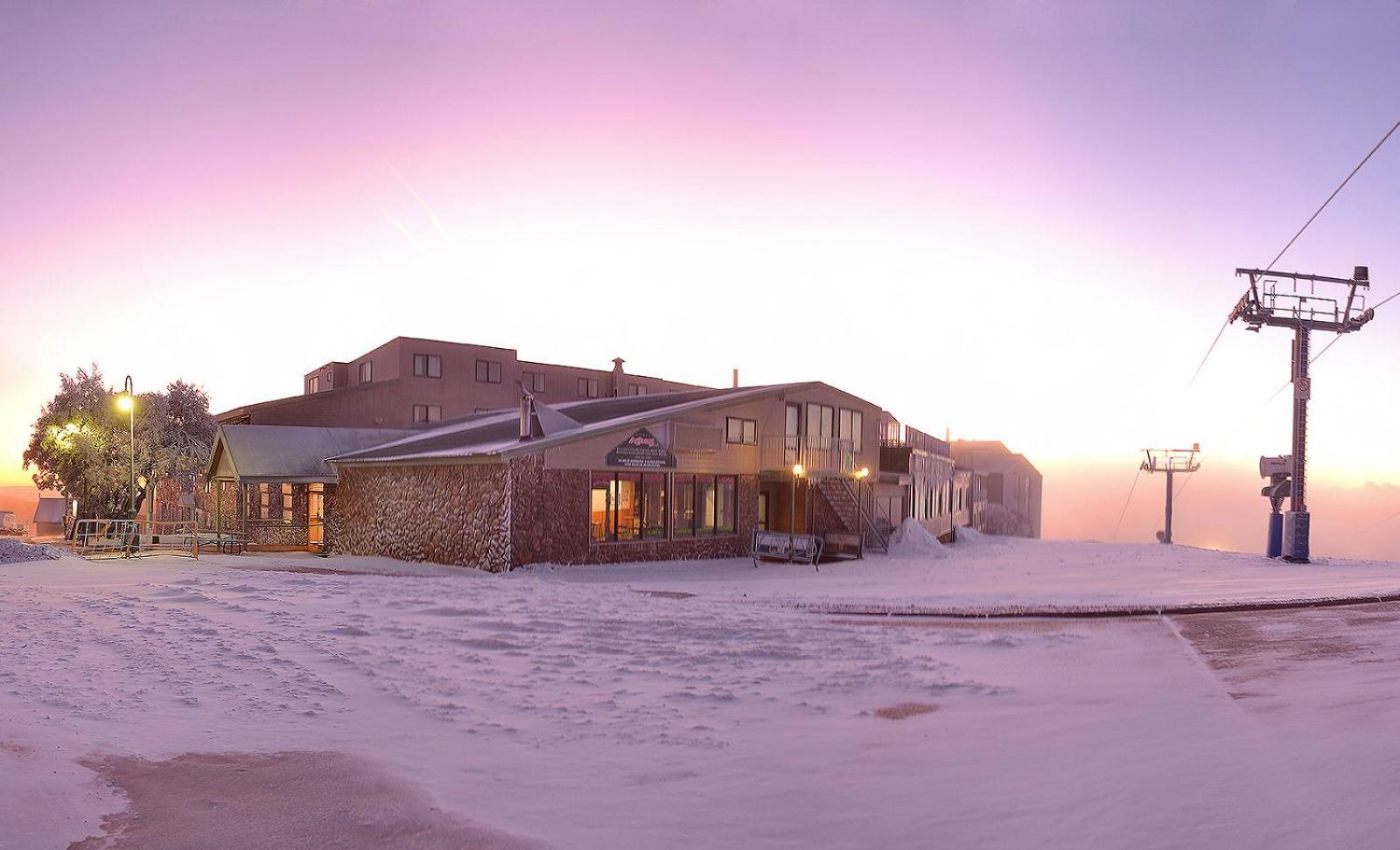 Arlberg Hotel Mt. Buller เมาต์บุลเลอร์ ภายนอก รูปภาพ