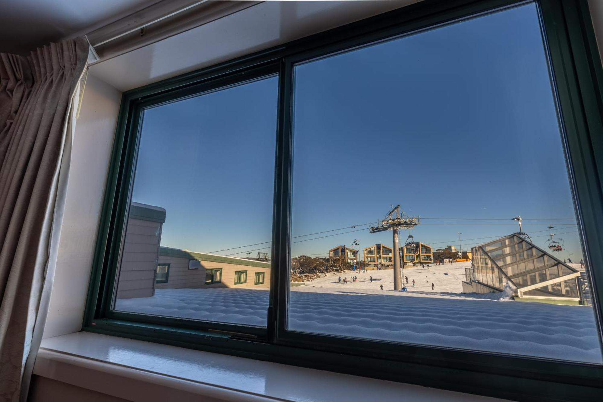 Arlberg Hotel Mt. Buller เมาต์บุลเลอร์ ภายนอก รูปภาพ