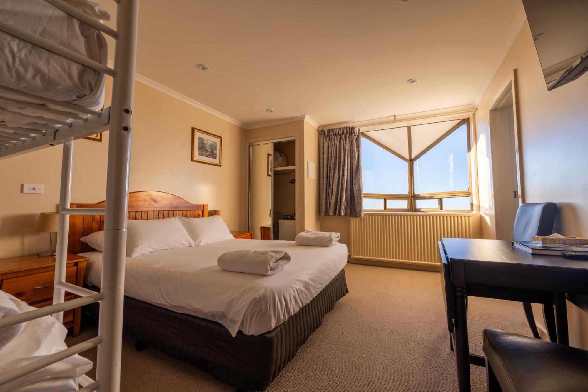 Arlberg Hotel Mt. Buller เมาต์บุลเลอร์ ภายนอก รูปภาพ