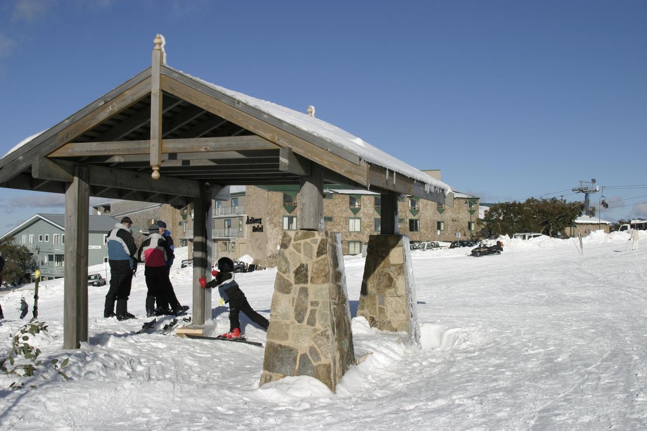 Arlberg Hotel Mt. Buller เมาต์บุลเลอร์ ภายนอก รูปภาพ
